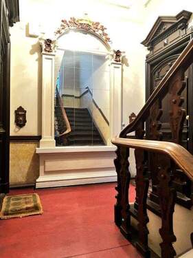 VH_Treppenhaus_unten_gr.Spiegel - 