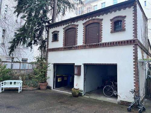 Remise_links - Mehrfamilienhaus, Wohnhaus mit 1,89 m&sup2; in Berlin zum Kaufen