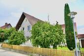 Hausansicht - 1 Zimmer Einfamilienhaus zum Kaufen in Moosburg