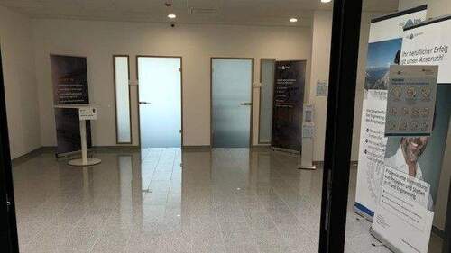 Eingangsbereich - Büro in Neutraubling