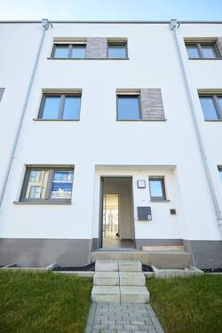 Eingang - 4 Zimmer Reihenmittelhaus zum Kaufen in Aachen