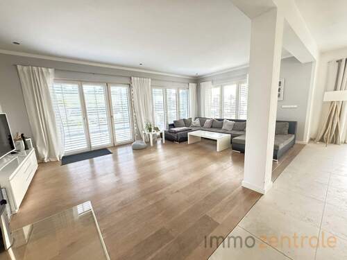 F3CC0731-8E16-4073-AD8C-5643E36FEAFA_1_102_o - 