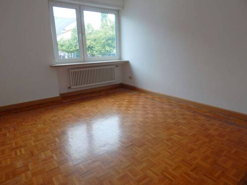 MW1452 - (3) - 3 Zimmer Etagenwohnung zur Miete in Merzig