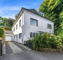 Imposantes Einfamilienhaus mit schönem Garten nahe City - Remscheid Innen