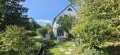 Außenansicht - Herrliches Einfamilienhaus mit wunderschönem und weitläufigem Garten in exponierter Lage von Rieden