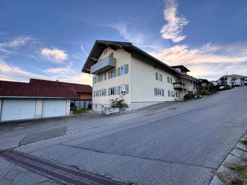 Außenaufnahme - Liebevoll saniertes Bauernhaus in bevorzugter Lage in WertachOA