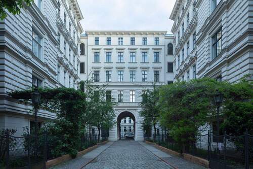 Außenansicht - Etagenwohnung mit 157,50 m² in Berlin zum Kaufen