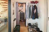 Eingangsbereich mit Abstellraum - 
