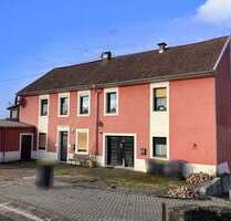 Zwangsversteigerung im März ++ Zweifamilienwohnhaus ++ Provisionsfrei für Käufer!! In 66687 WadernKostenbach