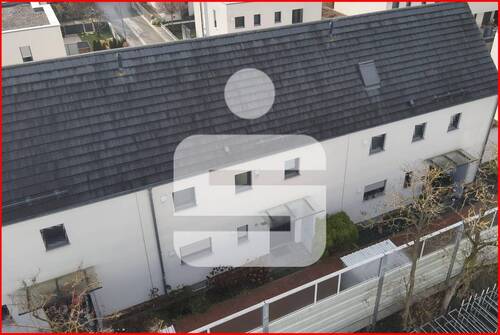 Hauseingang - Besser als Neu - 790.000,00&nbsp;EUR Kaufpreis, ca.&nbsp; 157,30&nbsp;m&sup2;&nbsp;Wohnfl&auml;che