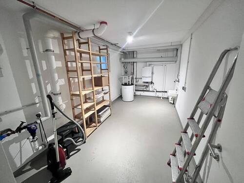 Hausanschluss/ Waschküche - 