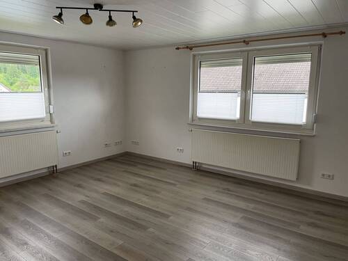 img-0809.jpeg - Mehrfamilienhaus, Wohnhaus mit 180,00 m&sup2; in Roth - Bernlohe zum Kaufen