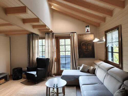 Wohnbereich, leicht mit KI gestylt - 