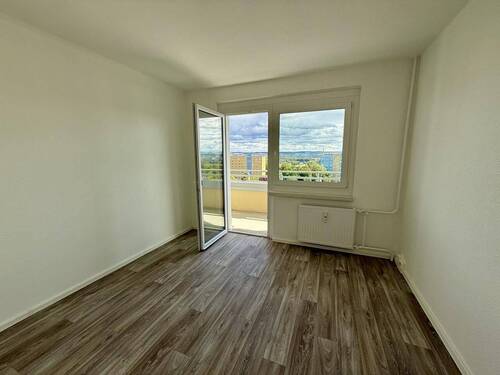 Wohnzimmer - Etagenwohnung mit 90,40 m&sup2; in Chemnitz zur Miete