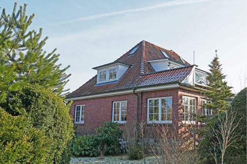 Vorderansicht - 7 Zimmer Einfamilienhaus zum Kaufen in Jesteburg