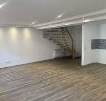 kernsaniertes Wohnhaus mit Gerwebeeinheit und großer Wohnung in zentraler Lage von Hardheim zu verkaufen