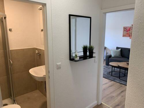 Flur - 2 Zimmer Etagenwohnung zur Miete in Hannover