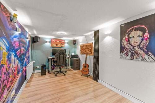 Hobbyzimmer - 