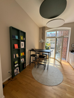 Hochtisch & Optionale Arbeitsplätze - Büro in Köln