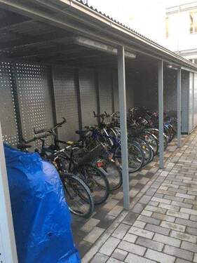 Fahrradabstellplatz - 