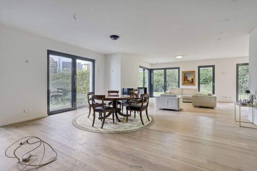 Küchen & Essbereich - Etagenwohnung mit 192,00 m&sup2; in Düsseldorf Benrath zum Kaufen