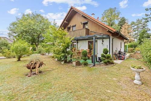 Hausansicht - Wohnglück in Neuenhagen - Einfamilienhaus in ruhiger, grüner Lage