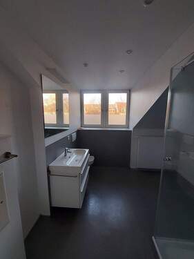 Badezimmer - Etagenwohnung mit 113,00 m&sup2; in Leipzig zur Miete