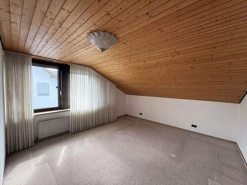 Schlafzimmer 1. OG - 