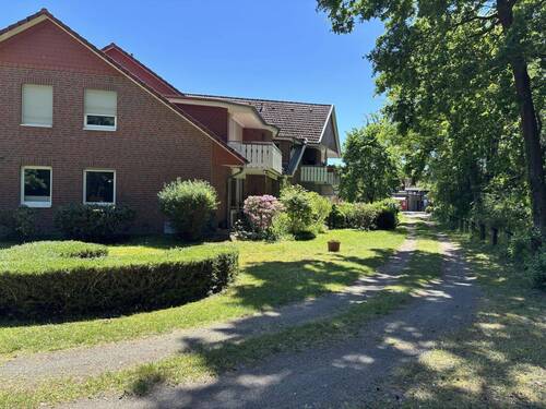 Seitliche Hausansicht - 