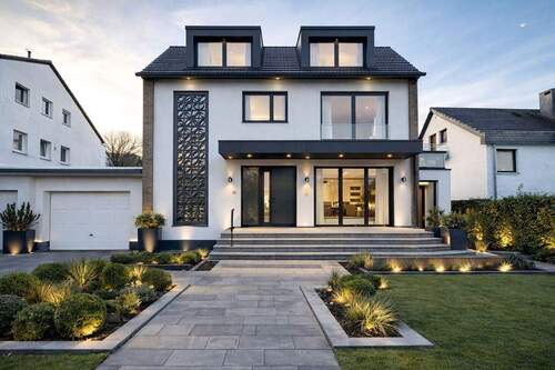 Umbau - 8 Zimmer Einfamilienhaus zum Kaufen in Hilden