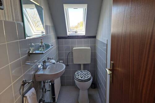 WC im Dachgeschoss - 