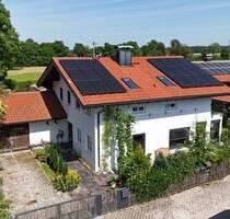 Zwischen Tradition und Technik in Sauerlach-Arget: Designhaus mit Gartenparadies & Energieautarkie - Sauerlach / Arget