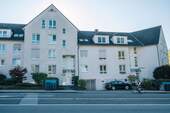 Hausansicht - Ankommen und Wohlfühlen - charmante Etagenwohnung mit Balkon in Velbert