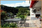 Terrasse mit Außengrill - 