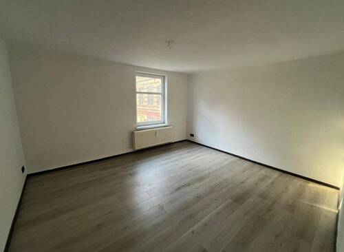 Bild 3 - 4 Zimmer Etagenwohnung in Nürnberg