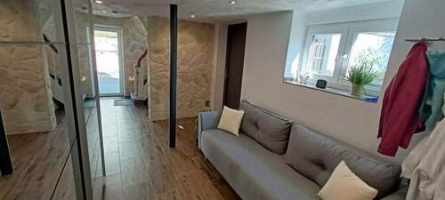 Eingangsbereich - 6 Zimmer Einfamilienhaus in Busenberg