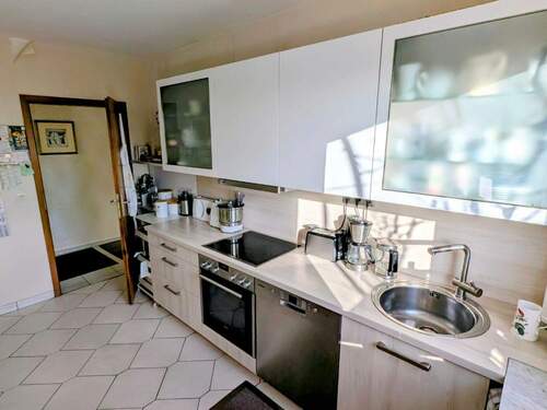 Erdgeschoss Einbauküche mit möglichkeit zur Raumerweiterung zur offenen Küche - 