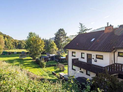 Außenansicht - 5 Zimmer Doppelhaushälfte in Sundern / Hachen