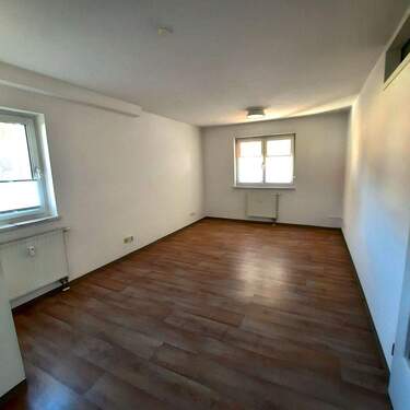 Wohnzimmer - Etagenwohnung mit 53,00 m&sup2; in Gera zur Miete