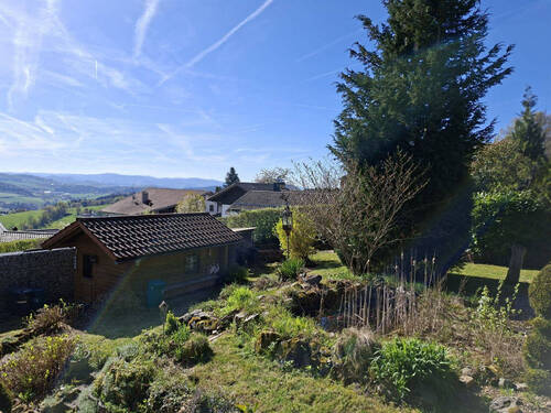 mit unverbaubarer Aussicht - 6 Zimmer Einfamilienhaus in Perlesreut