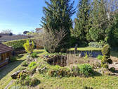 mit Gartenteich - 