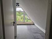 Zimmer im Dachgeschoss - 