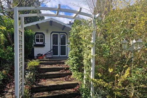 Gartenhaus - 