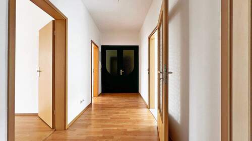 Flur - 2 Zimmer Etagenwohnung zur Miete in Chemnitz