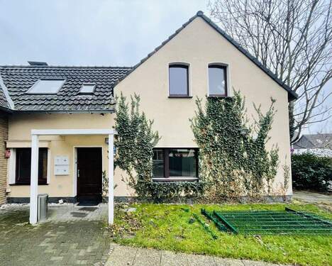 Hausansicht - 5 Zimmer Einfamilienhaus zum Kaufen in Hilden