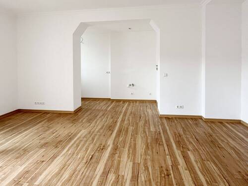 Wohn- und Essbereich mit Küche - 