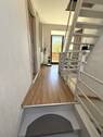 Treppenaufgang mit Balkon - 