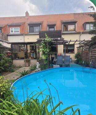Reihenhaus mit Pool - Familienfreundliches Haus mit Pool, zwei Terrassen in Hellerau, Dresden