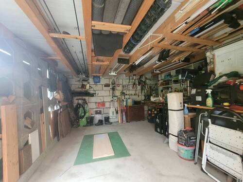 Garage - 