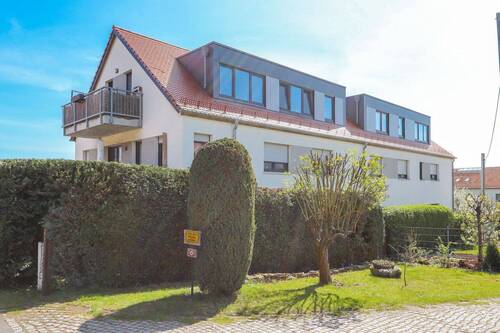 Außenansicht - 5 Zimmer Terrassenwohnung in Dresden